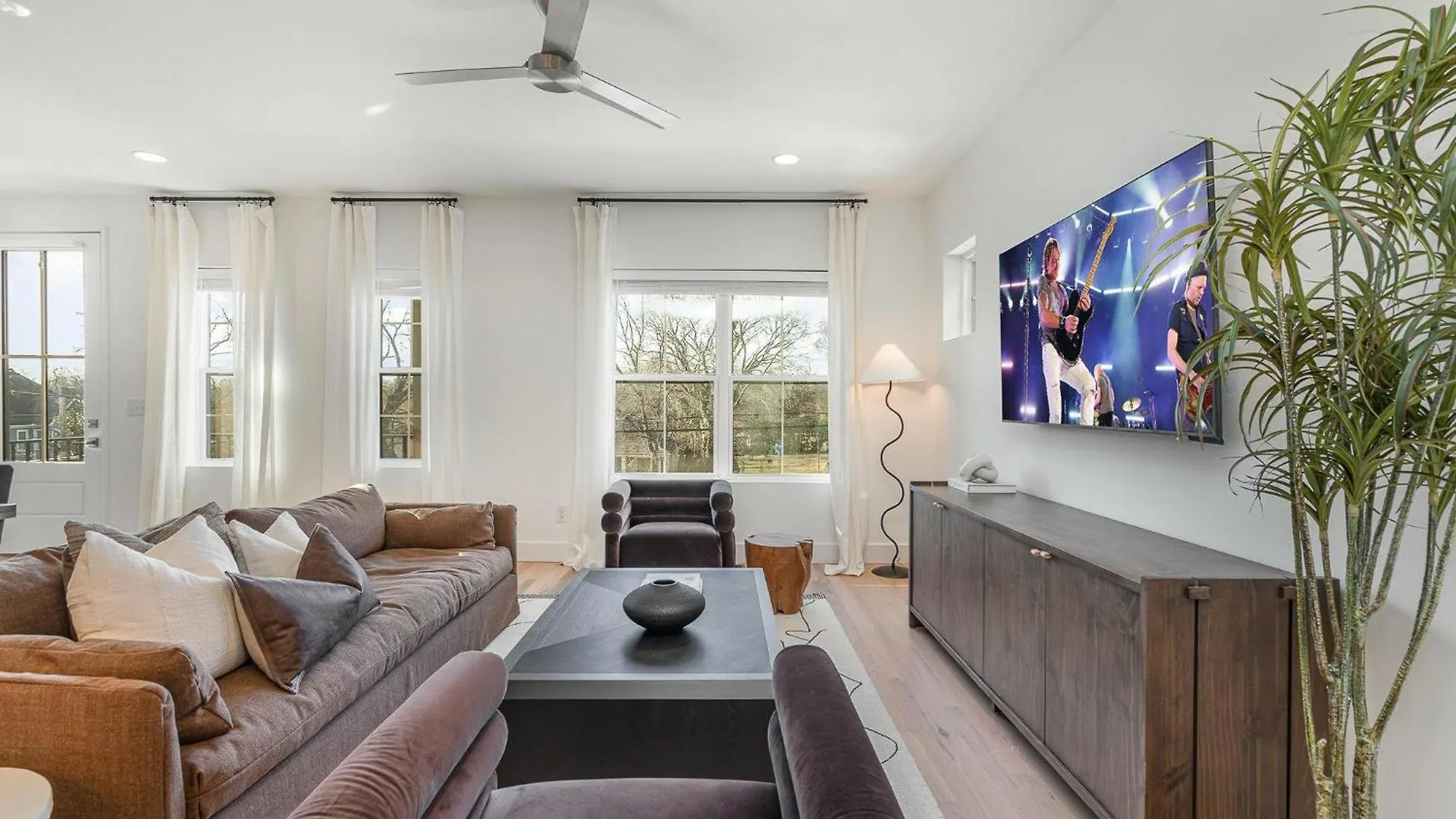 Aurora-Private Deck-9 Mins To Broadway Villa Nashville 0*,